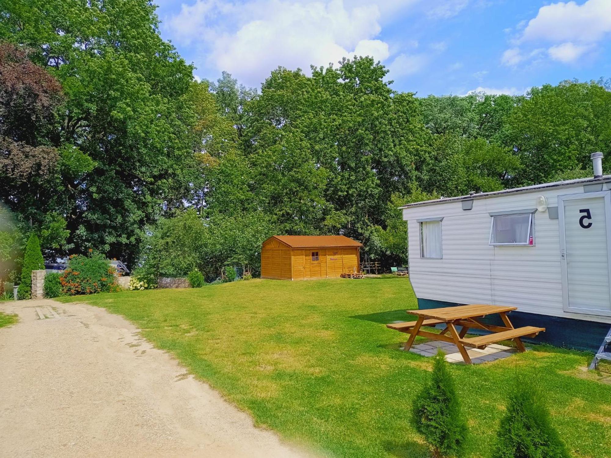 Domki Obok Plazy Hotel Moryn Bagian luar foto