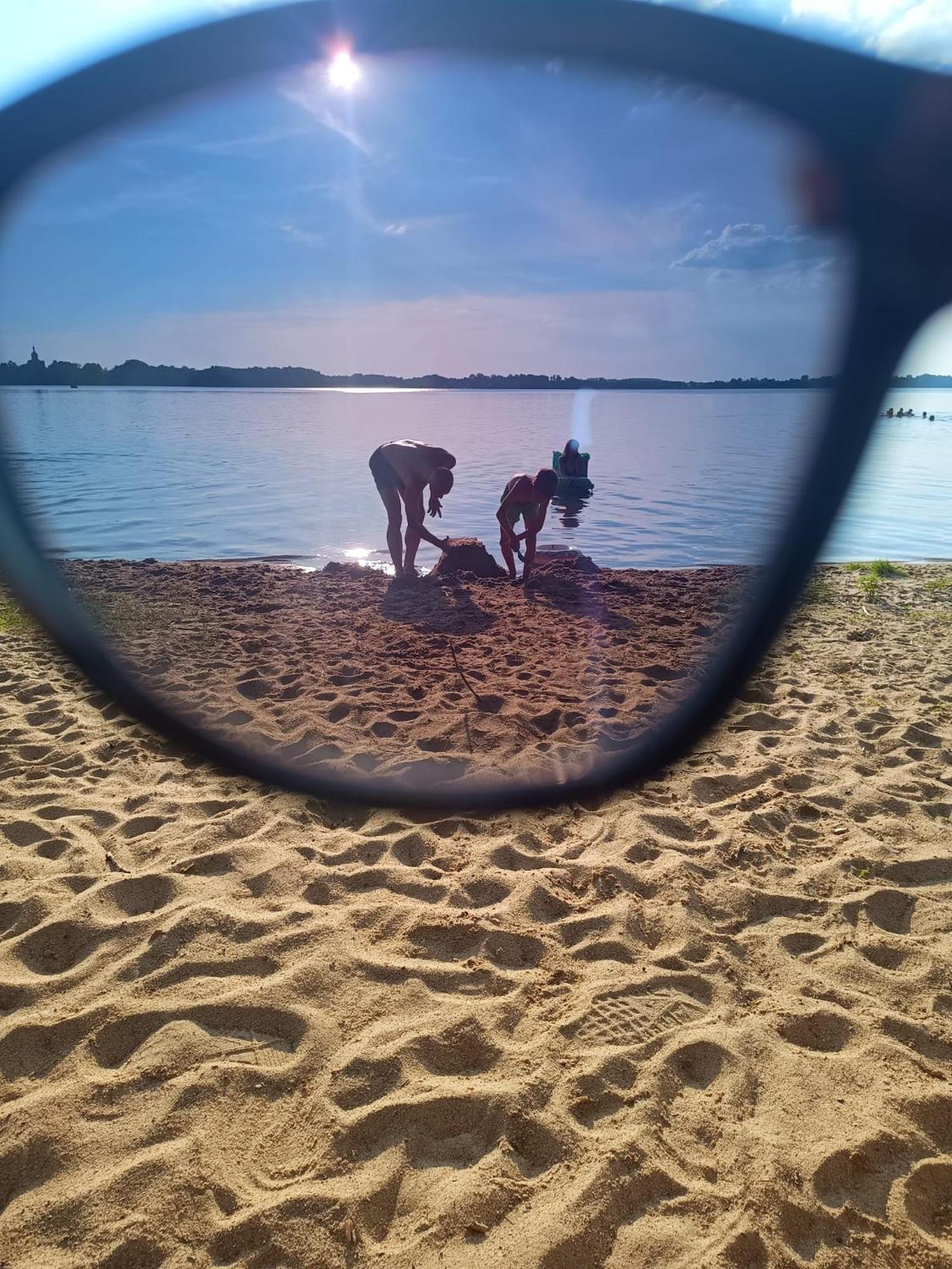 Domki Obok Plazy Hotel Moryn Bagian luar foto