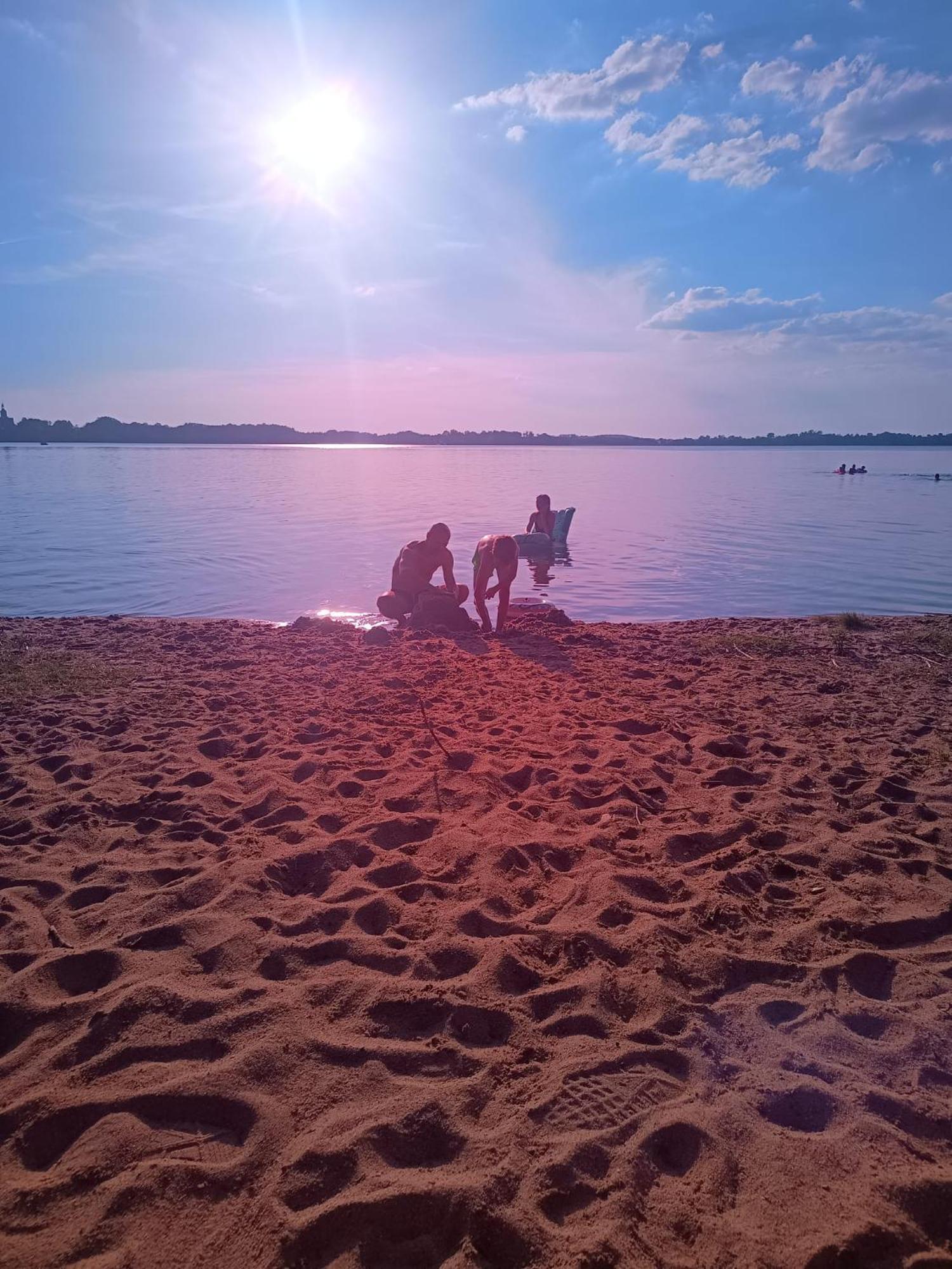 Domki Obok Plazy Hotel Moryn Bagian luar foto