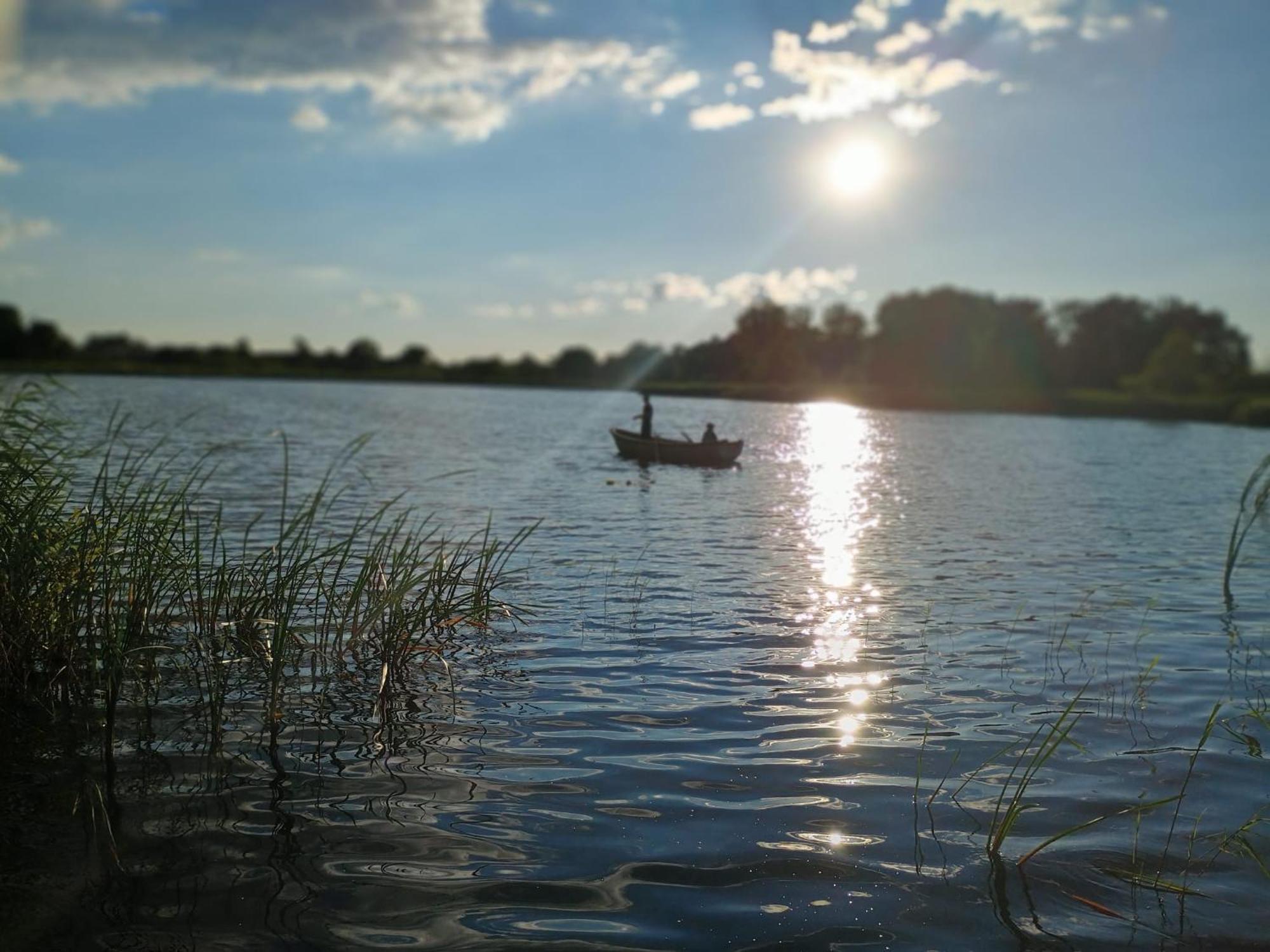 Domki Obok Plazy Hotel Moryn Bagian luar foto